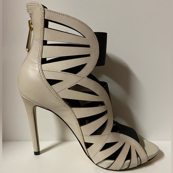 Guess Aela Gladiator High Heels Stiletto Cut Out Peep Toe Bootie Ivory Women 6.5 - Picture 8 of 12